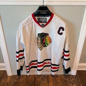 Chicago Blackhawks Jonathan Toews Authentic Reebok CCM Home Jersey Mens Size 52